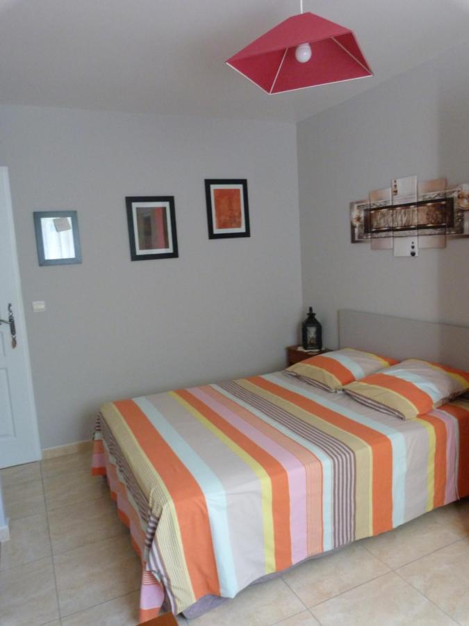 Chez Patrick Roujan Bed & Breakfast Екстериор снимка