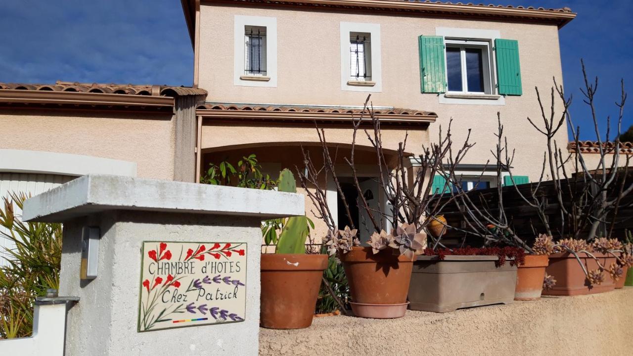 Chez Patrick Roujan Bed & Breakfast Екстериор снимка